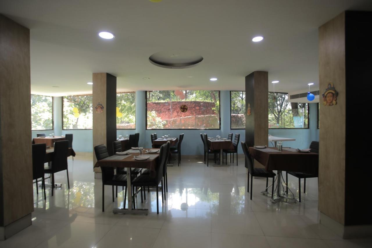 Solar Energy Park Hotell Durgāpur Eksteriør bilde